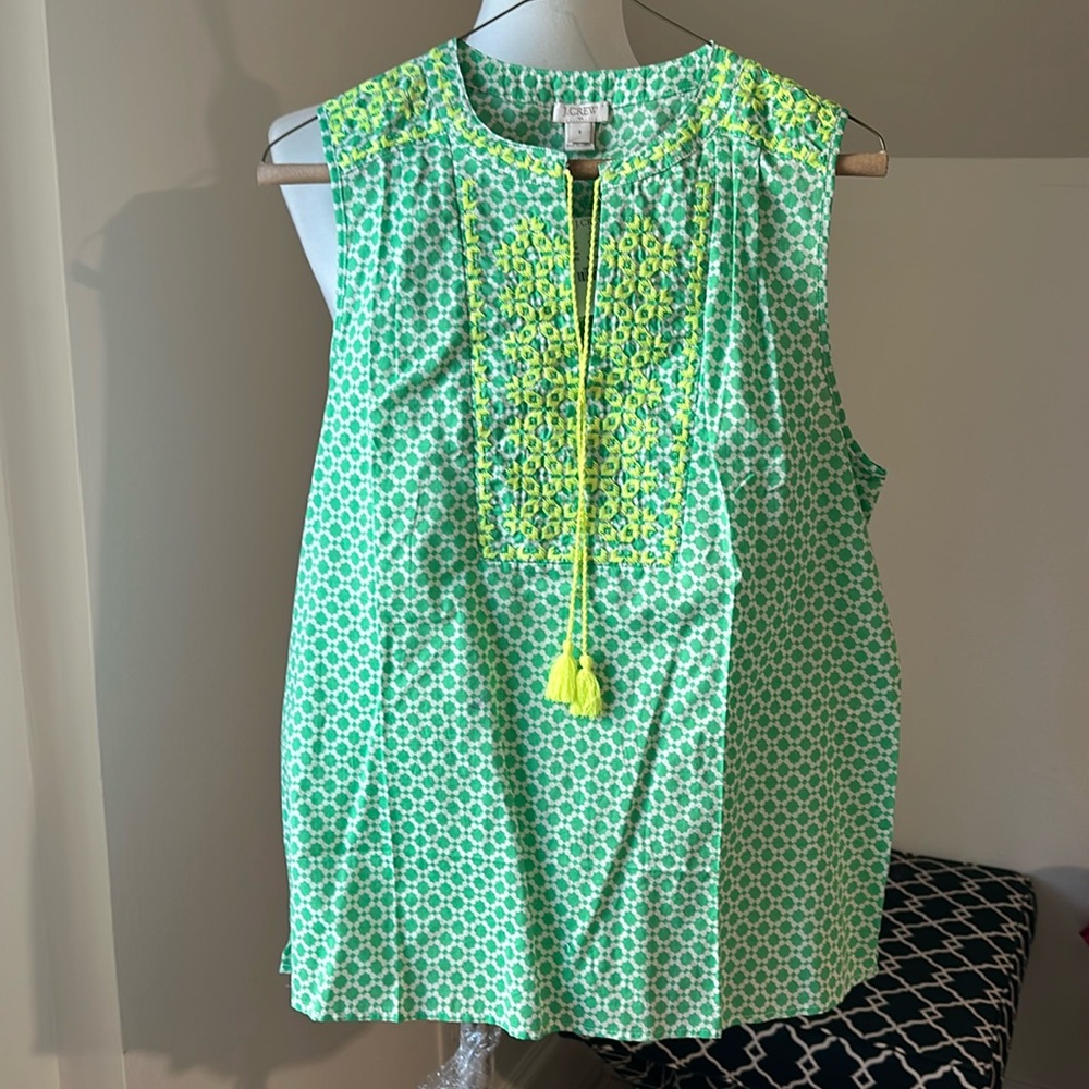 New with tags green and yellow J Crew sleeveless shirt.